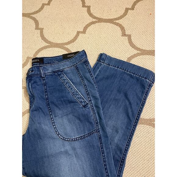 Liverpool Los Angeles Denim - Liverpool cole trouser belfast wash denim The Crop Blue Jeans, size: 6/ 28